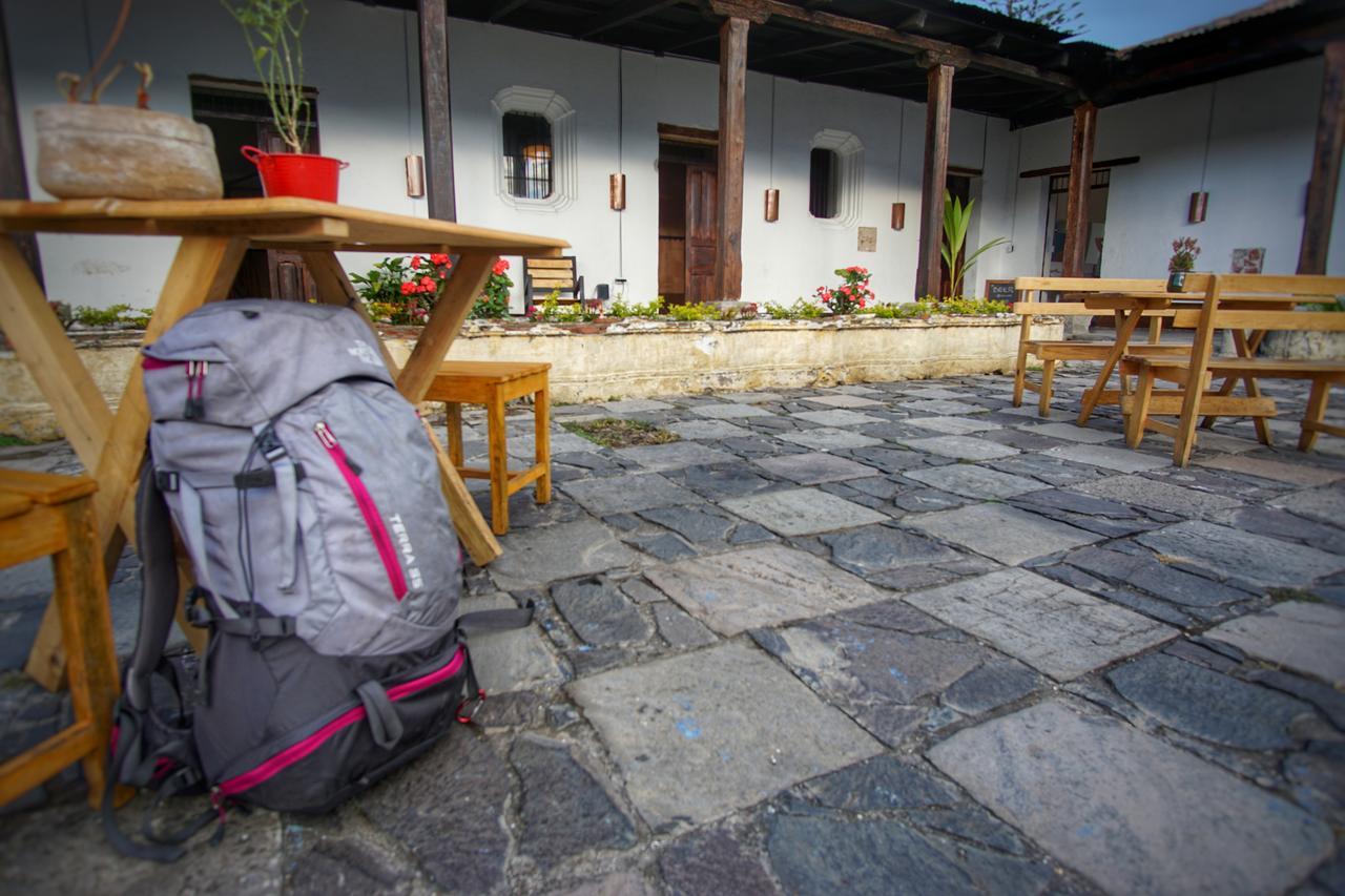 Lemon Tree Hostel Antigua Екстер'єр фото